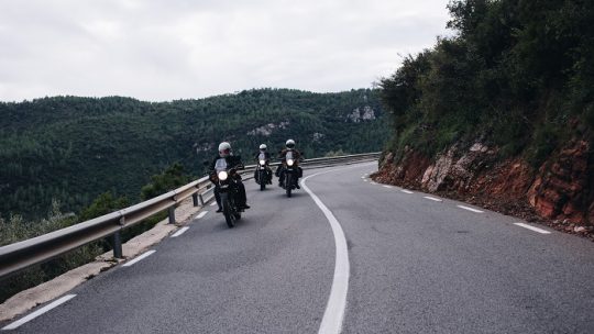 Comment bien rouler en groupe à moto ?