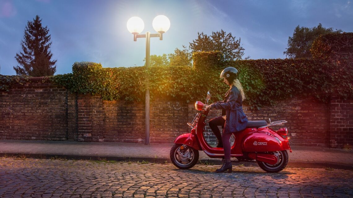 La sécurité des scooters à Paris, les conseils essentiels